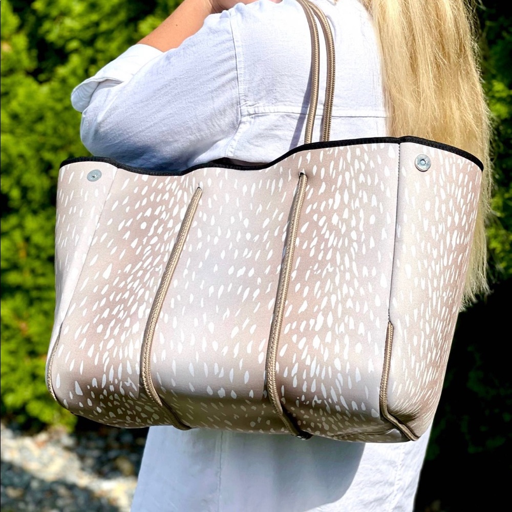 Fawn Neoprene Tote with wristlet